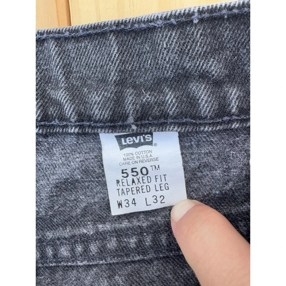 Vintage Black Levi's 550 Relaxed Fit Tapered Leg Orange Tab 34x32